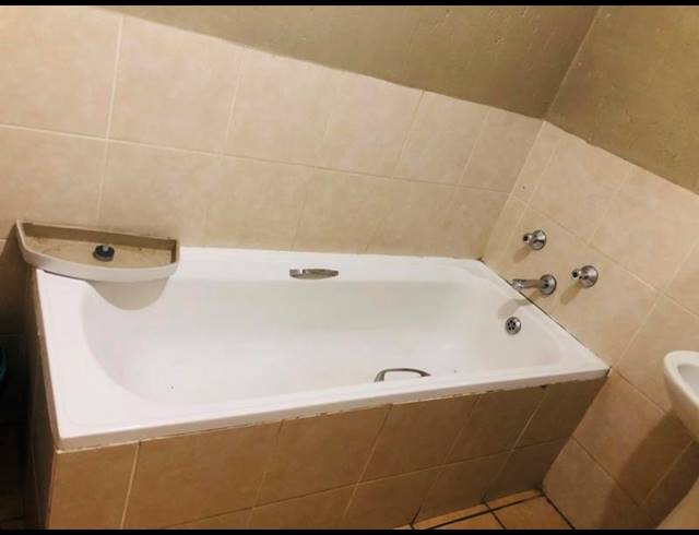 2 BEDROOM APARTMENT FOR SALE IN COMET